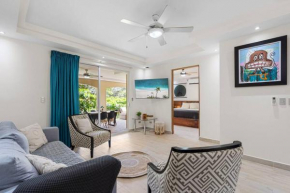 Gav3 2 bdrm new modern condo 15min walk to beach